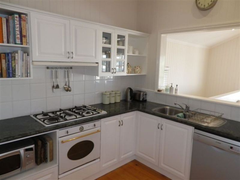 173 Melville Terrace, Manly QLD 4179