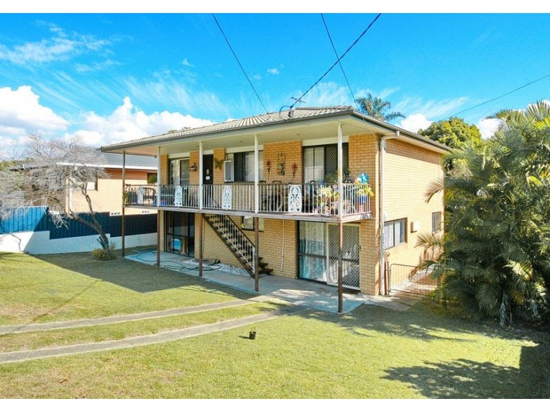 18 Nemarra Street, Wynnum West QLD 4178