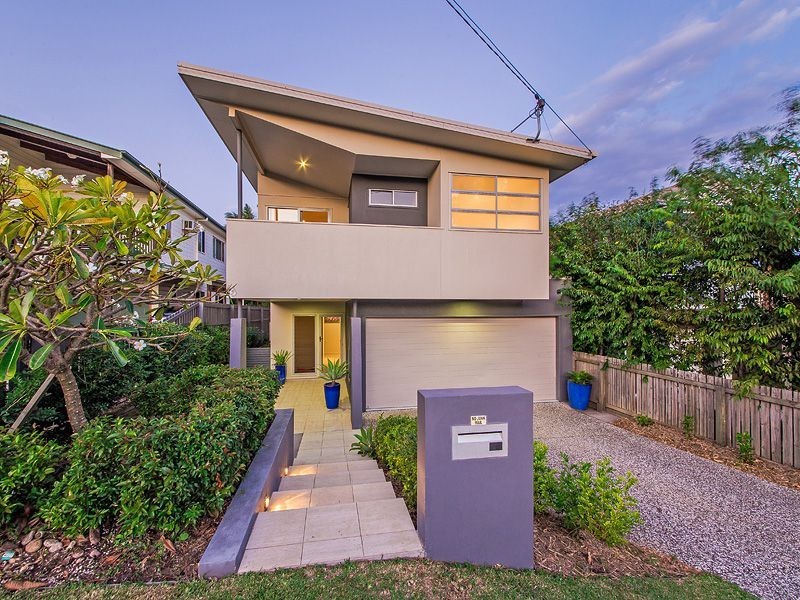 54 Macdonald Street, Lota QLD 4179