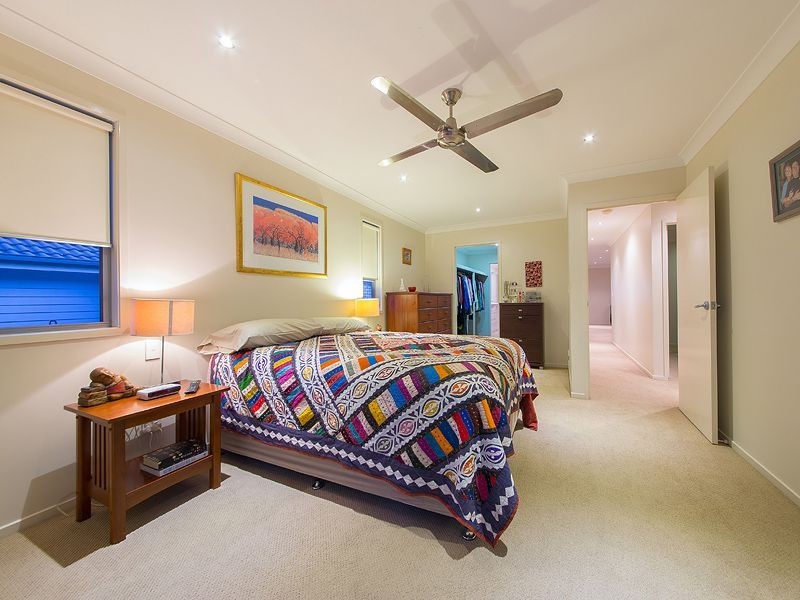 54 Macdonald Street, Lota QLD 4179