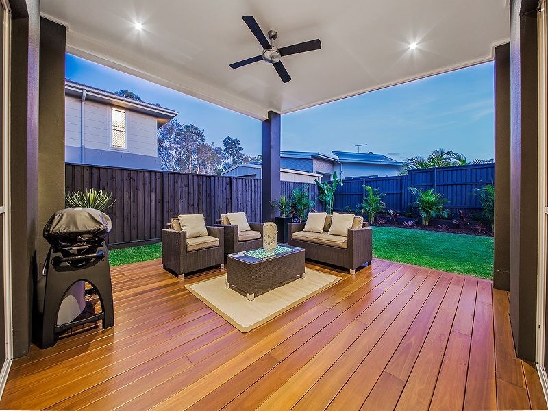 93 Feathertail Pl, Wakerley QLD 4154
