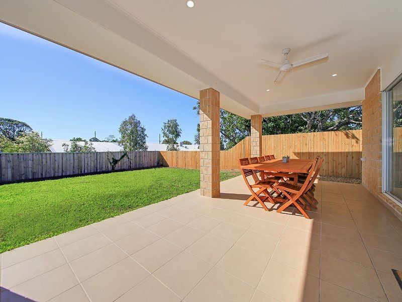 27 Boxgrove Ave, Wynnum QLD 4178