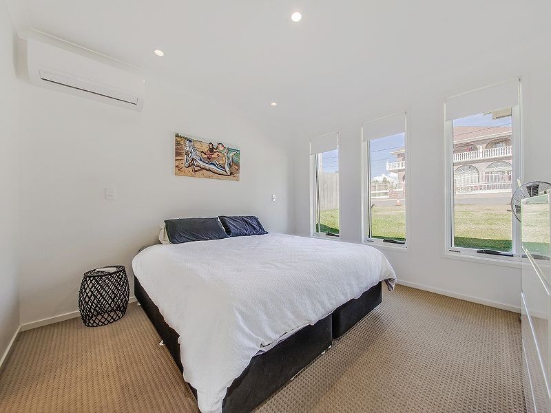 27 Boxgrove Ave, Wynnum QLD 4178