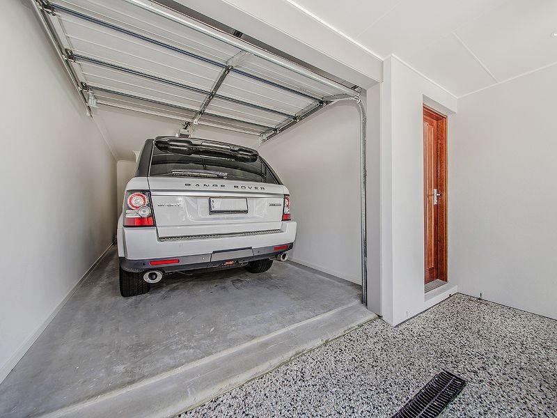 27 Boxgrove Ave, Wynnum QLD 4178