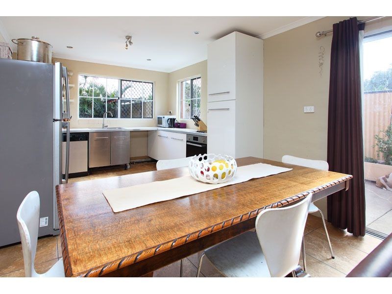 17 Wyeth Street, Wynnum QLD 4178