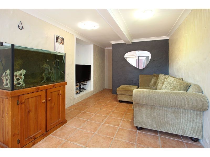 17 Wyeth Street, Wynnum QLD 4178
