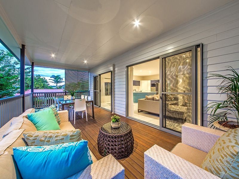 52 Moreton Av, Wynnum QLD 4178