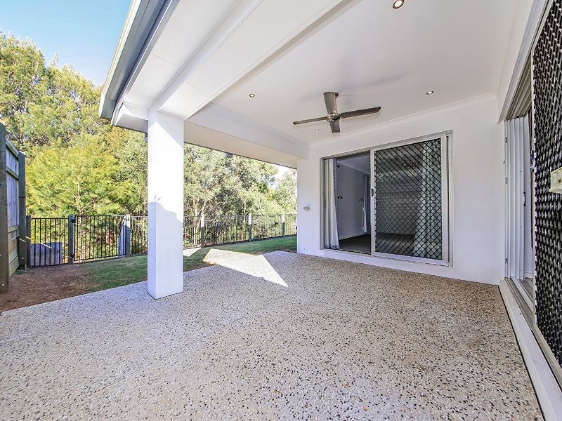 37 Worchester Crescent, Wakerley QLD 4154