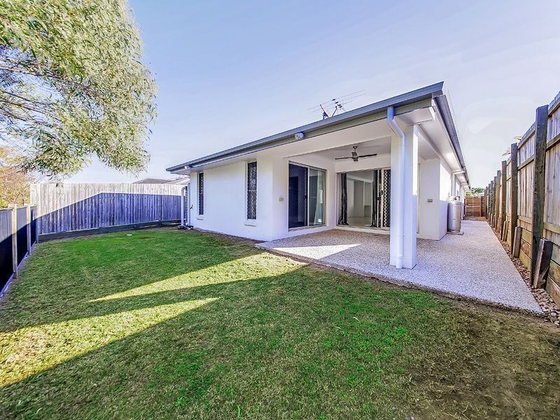 37 Worchester Crescent, Wakerley QLD 4154