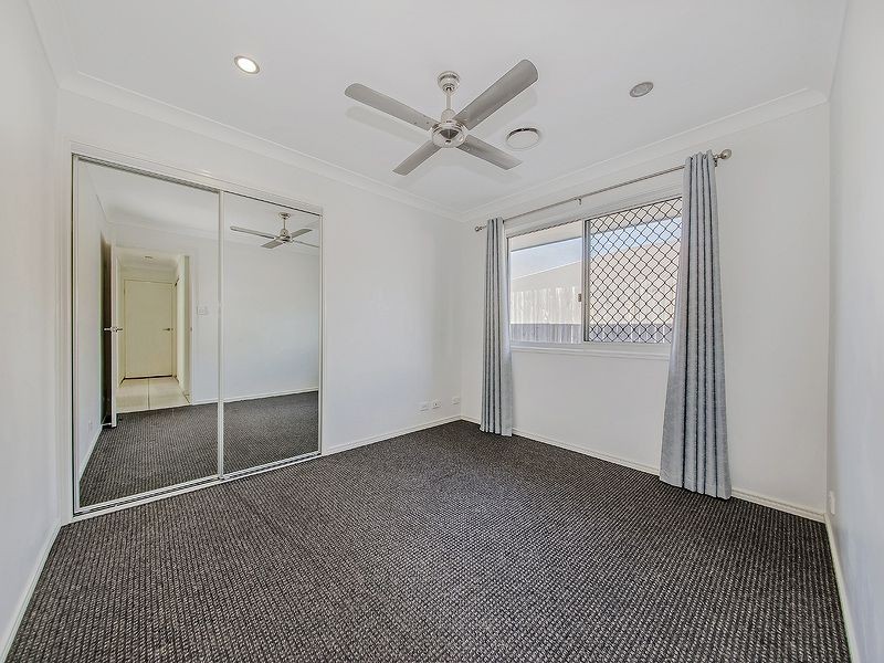 37 Worchester Crescent, Wakerley QLD 4154