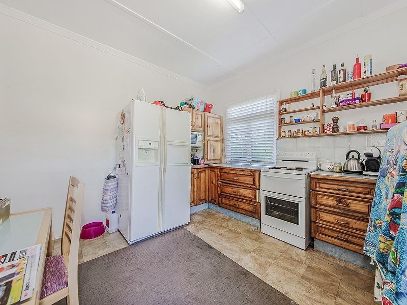 290 Preston Road, Wynnum West QLD 4178