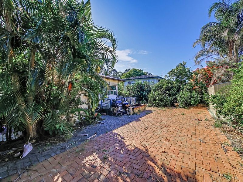 290 Preston Road, Wynnum West QLD 4178