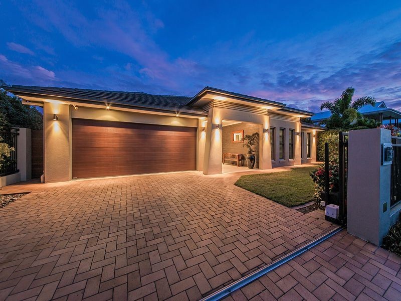 21 Brush Box Pl, Wakerley QLD 4154