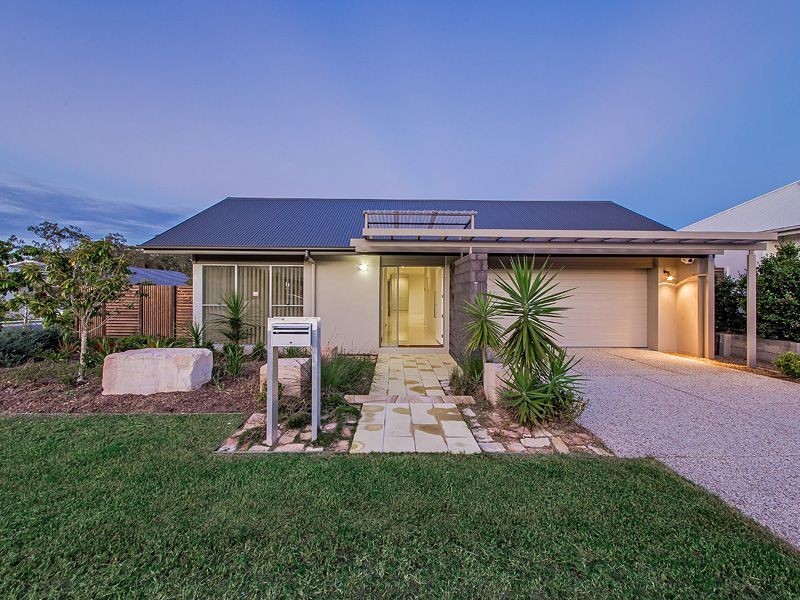 77 Brook St, Wakerley QLD 4154