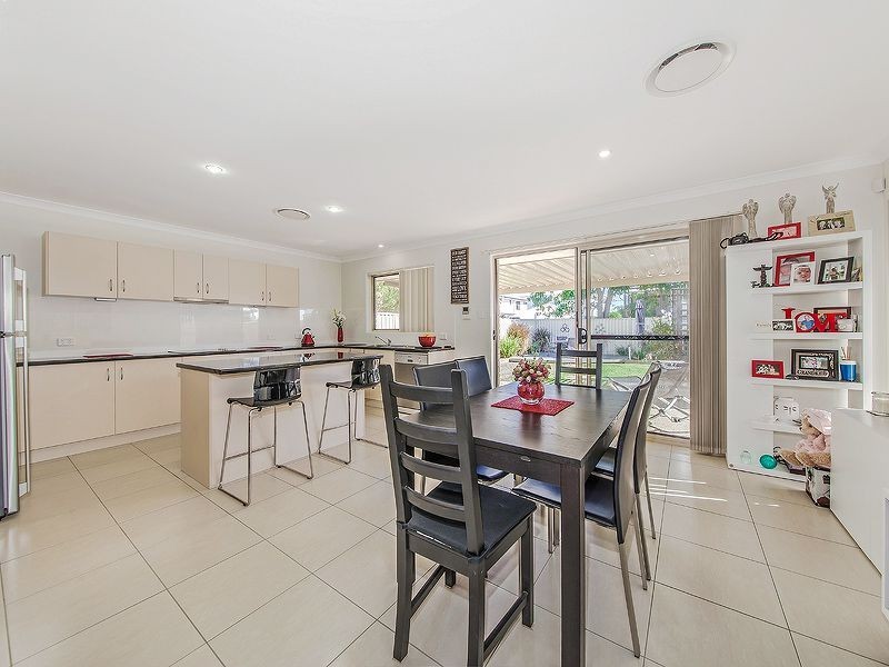 31 Barnham Street, Wynnum QLD 4178