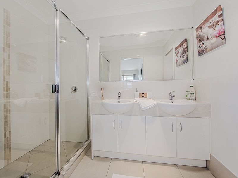 31 Barnham Street, Wynnum QLD 4178