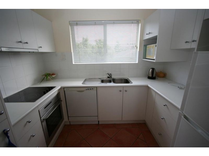 6/22 Clara, Wynnum QLD 4178