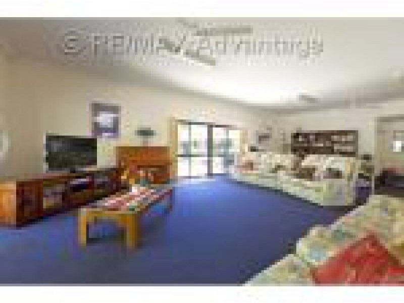Unit 1 / 15 Carmichael Court, Wynnum West QLD 4178