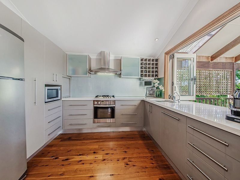 52 Macdonald Street, Lota QLD 4179