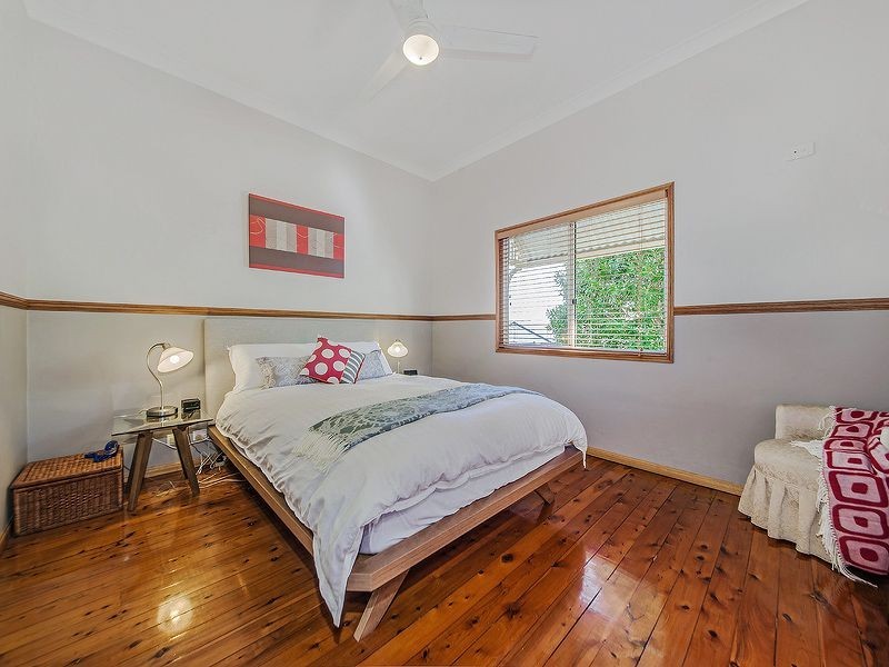 52 Macdonald Street, Lota QLD 4179