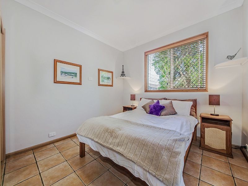 52 Macdonald Street, Lota QLD 4179