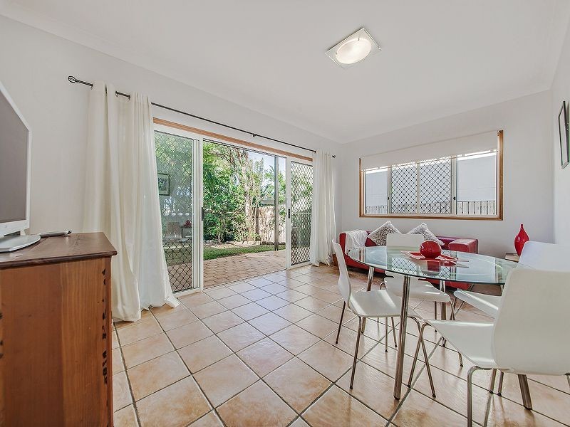 52 Macdonald Street, Lota QLD 4179