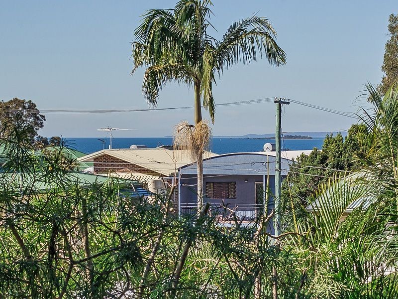 52 Macdonald Street, Lota QLD 4179
