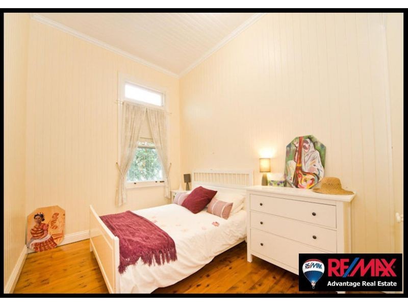 11 Lahey Close, Wynnum QLD 4178