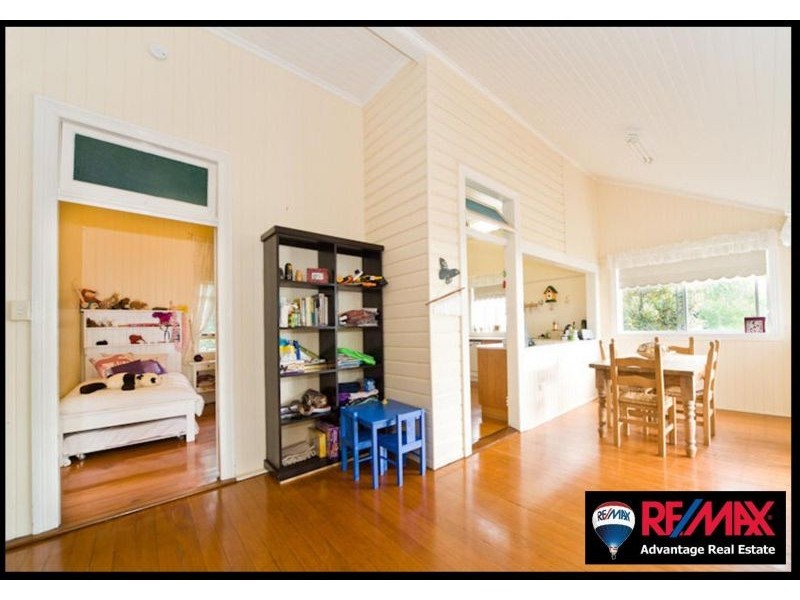 11 Lahey Close, Wynnum QLD 4178