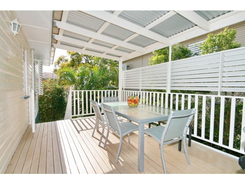 55 Mackenzie Street, Manly West QLD 4179