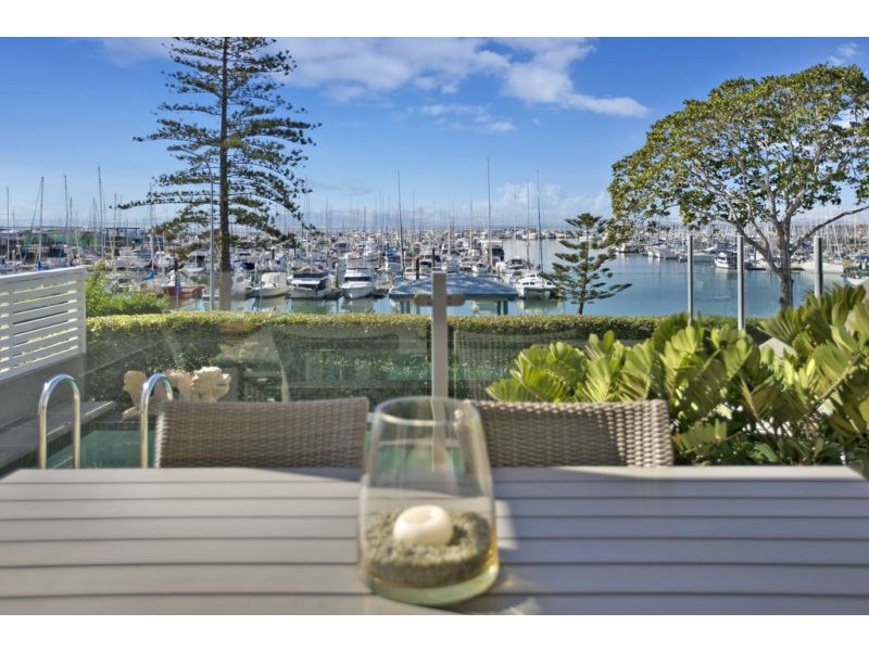 483 Royal Esplanade, Manly QLD 4179
