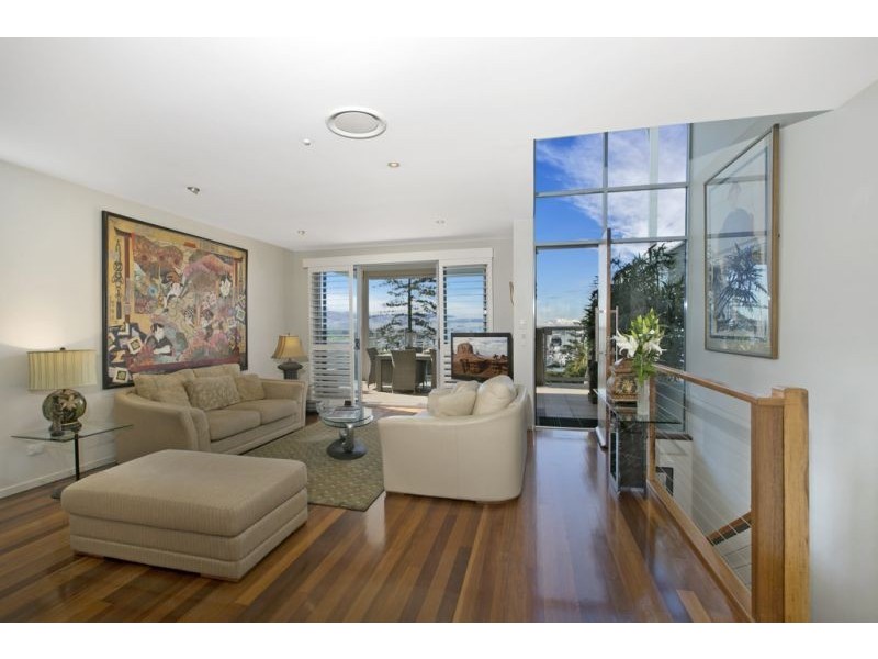 483 Royal Esplanade, Manly QLD 4179