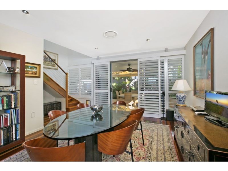 483 Royal Esplanade, Manly QLD 4179