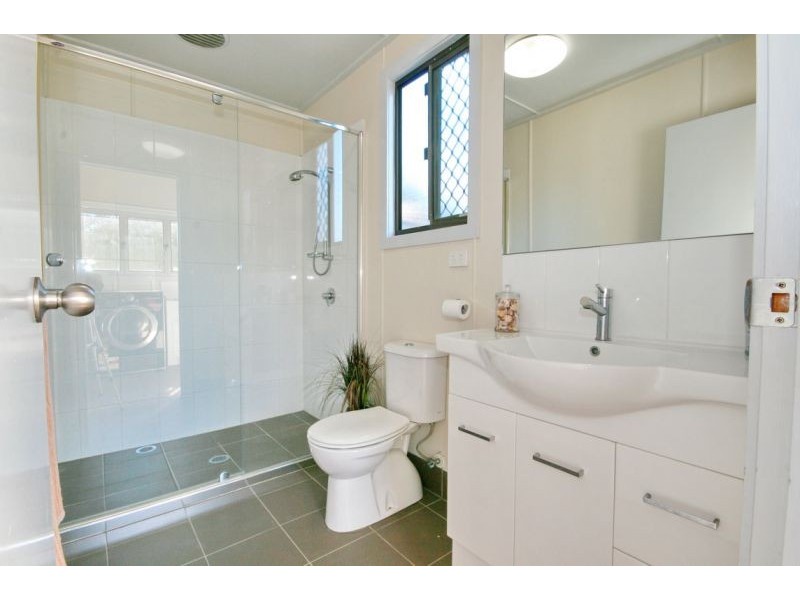 10 Ulagree Street, Wynnum West QLD 4178