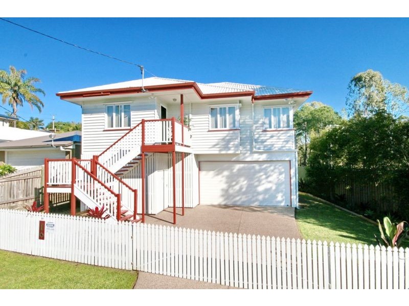 10 Ulagree Street, Wynnum West QLD 4178