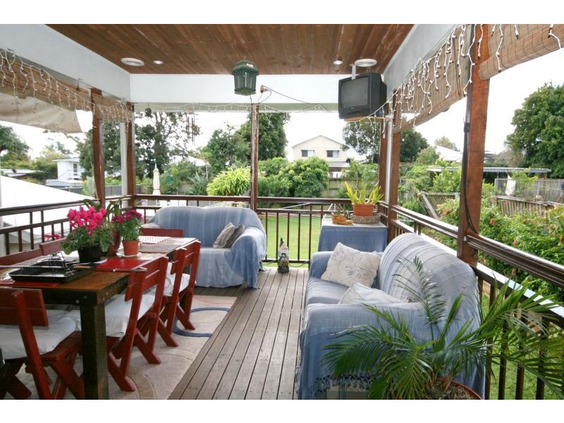 45 Haig Street, Wynnum West QLD 4178