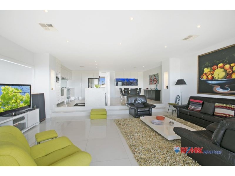 121 Mountjoy Tce, Manly QLD 4179