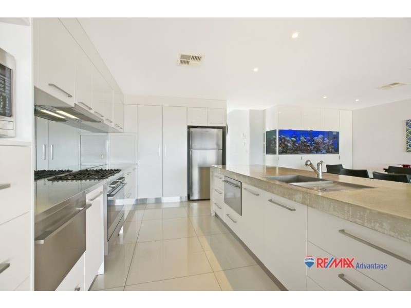 121 Mountjoy Tce, Manly QLD 4179