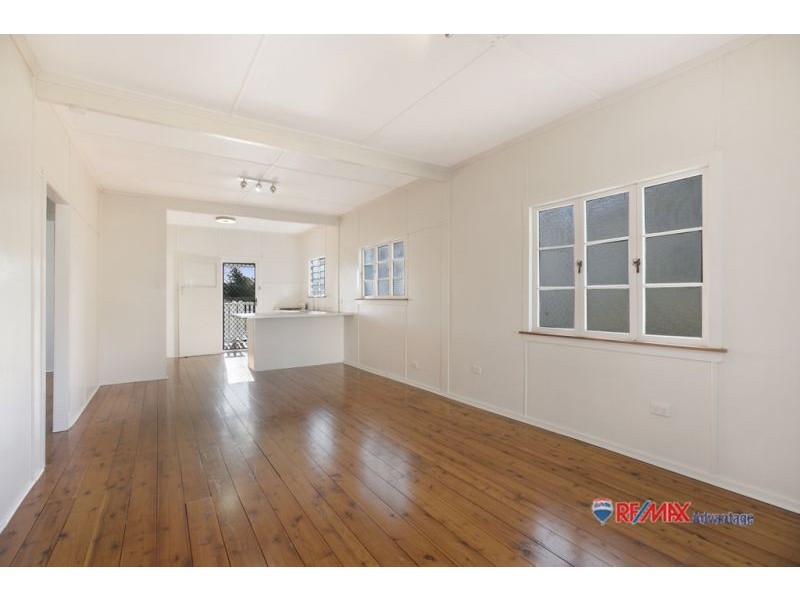 37 Parkview Ave, Wynnum QLD 4178