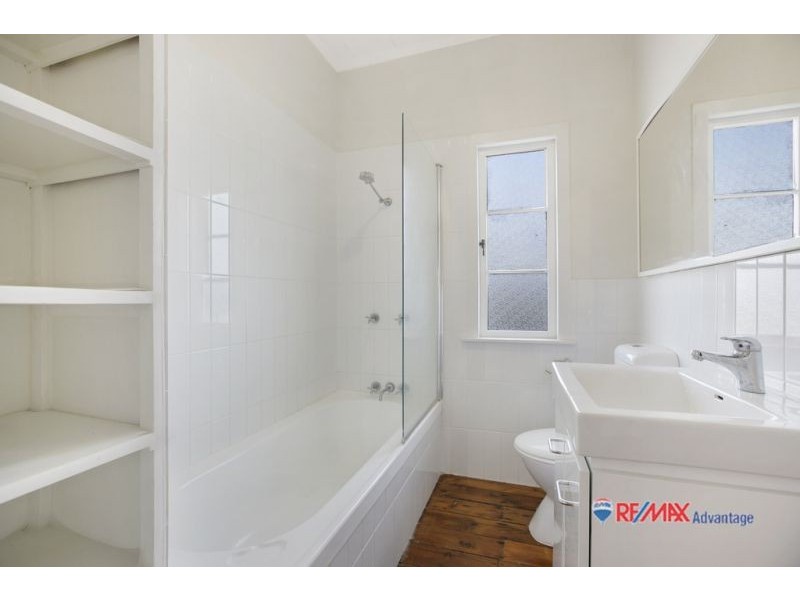 37 Parkview Ave, Wynnum QLD 4178