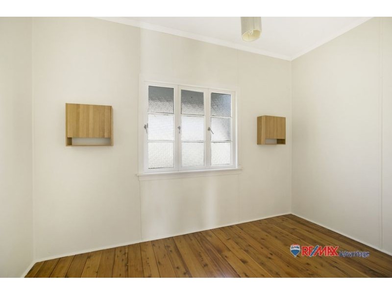 37 Parkview Ave, Wynnum QLD 4178