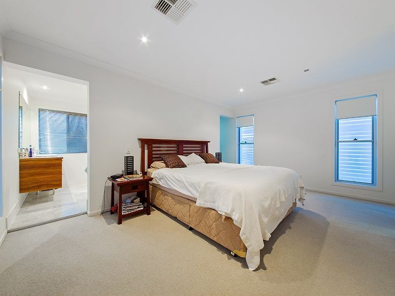 52 Wellesley Street, Wellington Point QLD 4160