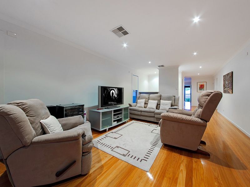 52 Wellesley Street, Wellington Point QLD 4160