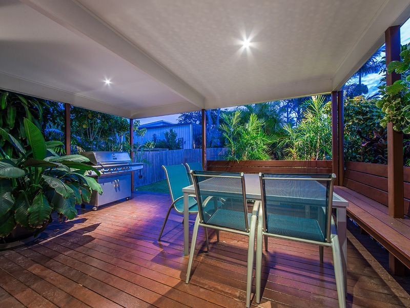 52 Wellesley Street, Wellington Point QLD 4160