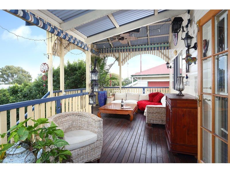 18 Tingal Road, Wynnum QLD 4178