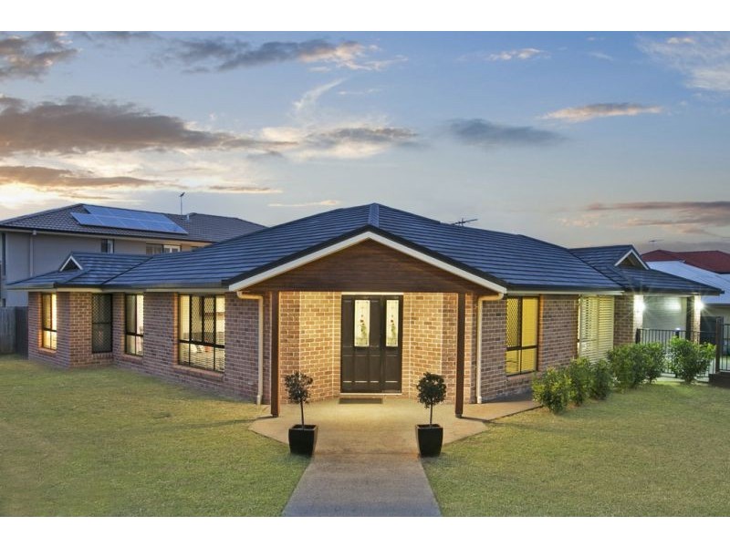 32 Watervale Drive, Redland Bay QLD 4165