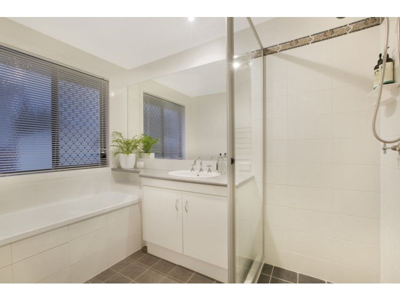 32 Watervale Drive, Redland Bay QLD 4165