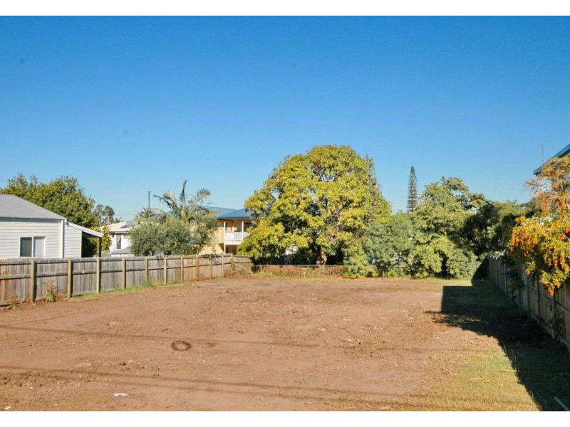 26 Madgwick St, Wynnum QLD 4178