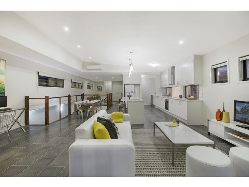 152 Mooroondu Road, Thorneside QLD 4158