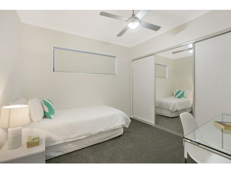 152 Mooroondu Road, Thorneside QLD 4158